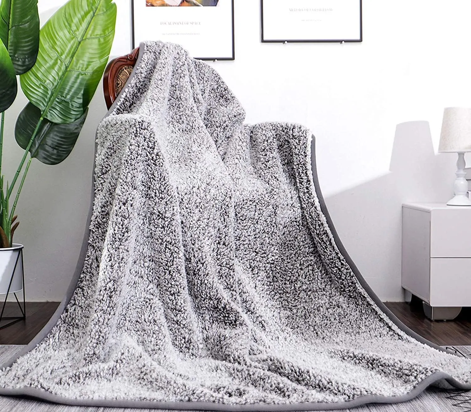 EMME Fleece Throw Blankets Soft Sherpa Plush Blankets for Couch Cozy Bed Blanket(Grey, 50"x60")
