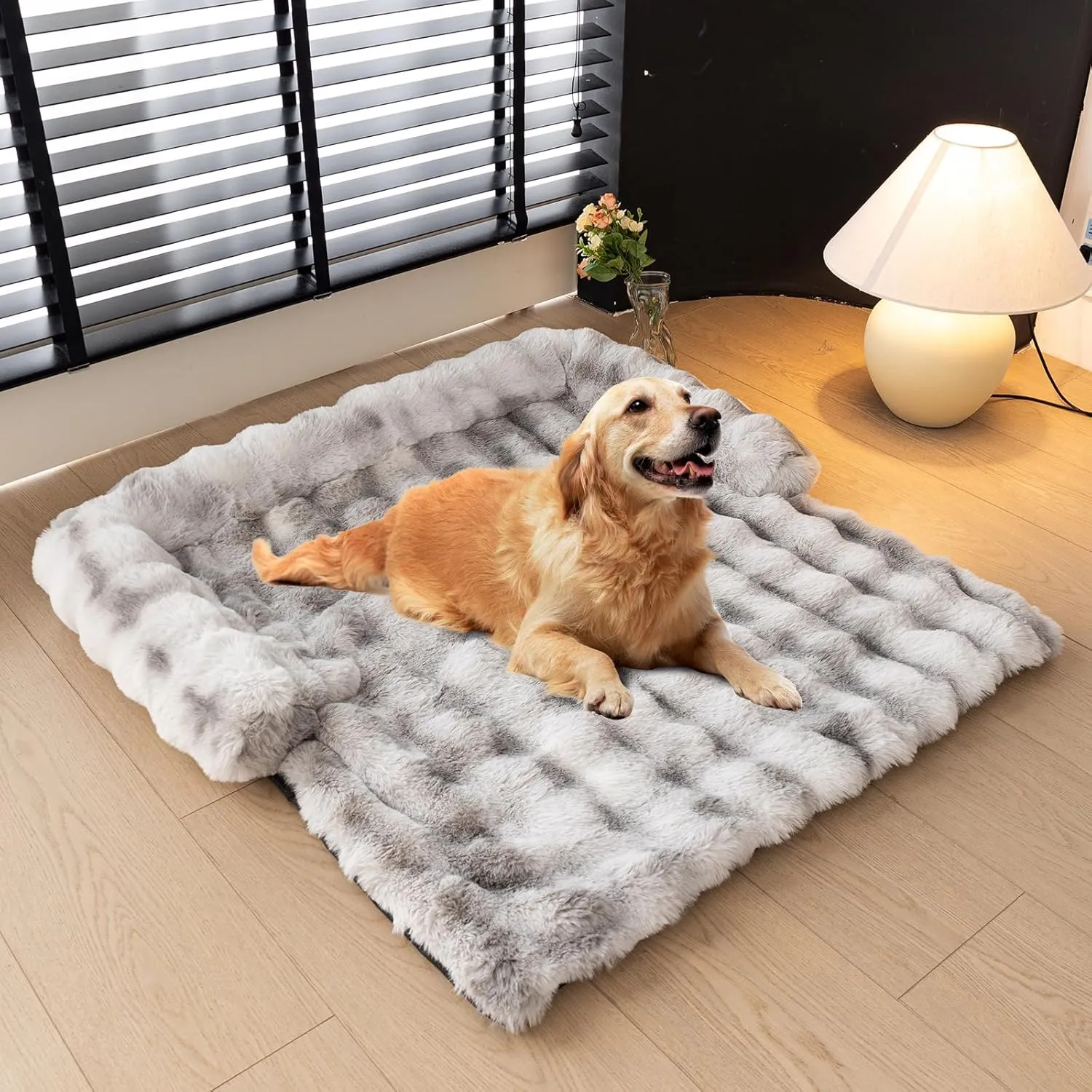 LiveGo Fuzzy Calming Dog Sofa Bed Mat, Washable Plush Couch Cover for Pets, Furniture Protector with Anti-Slip Bottom (Light Gray, 35.4"*35.4")